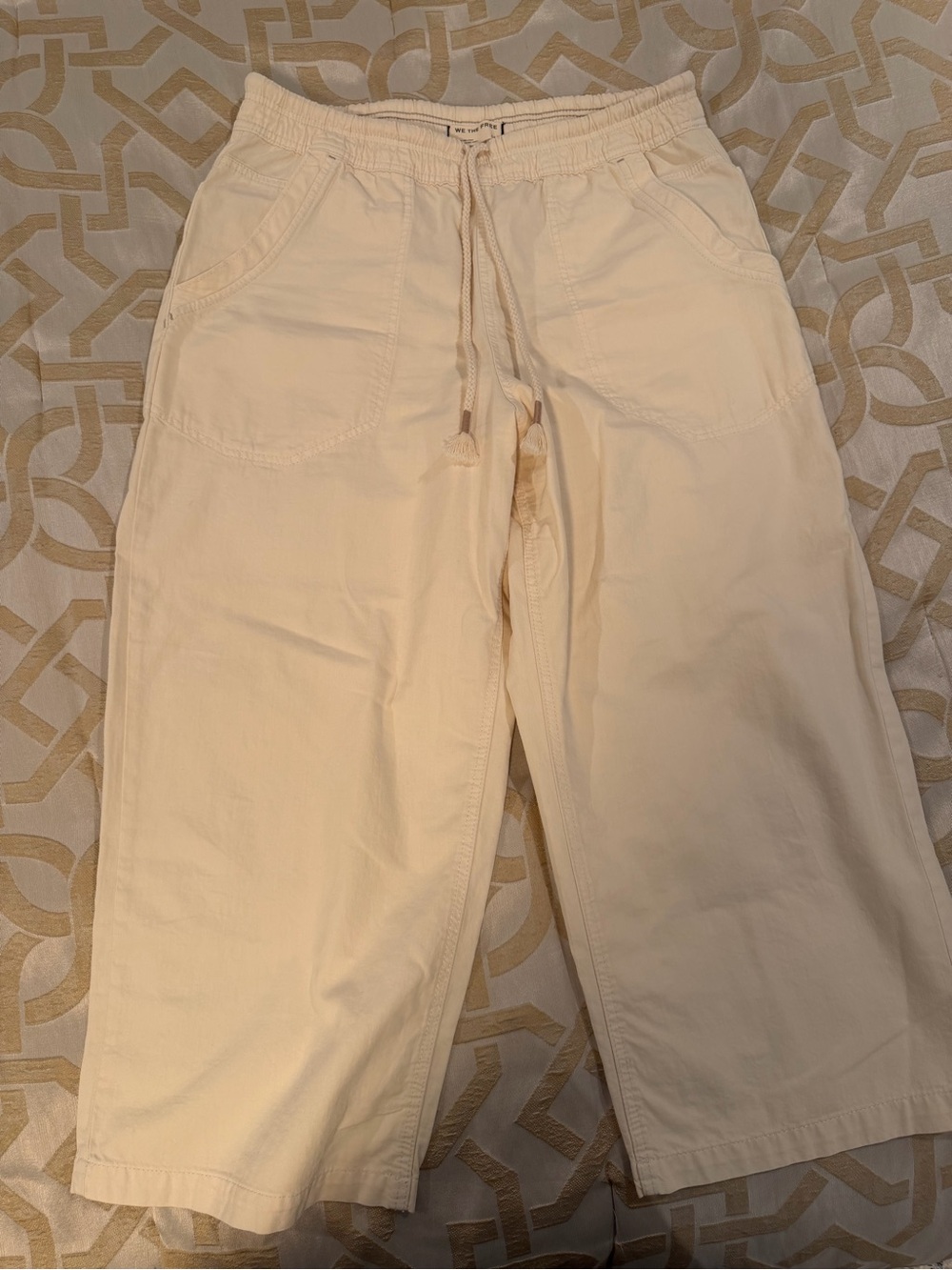 Women’s Drawstring Casual Pants in Cream